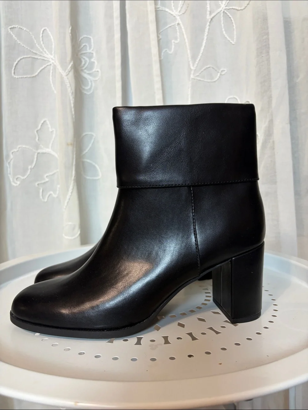 NWT NIB Macy’s Style & Co. Women's Black Leather Fold-Over Ankle Booties